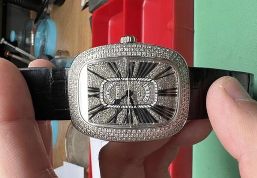 法穆蘭腕表表帶的保養(yǎng)方法（手表表帶應(yīng)該怎樣保養(yǎng)）