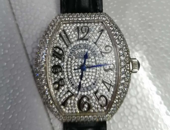 法穆蘭手表怎么上發(fā)條上弦(法穆蘭手表上弦方法)