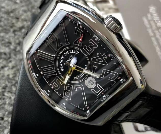 法穆蘭八針月相多少個零件(了解手表制造的奧秘)