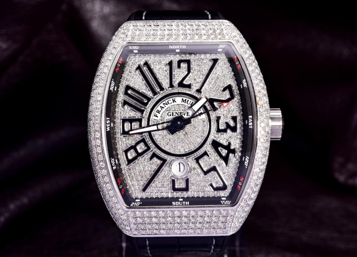 法穆蘭表盤為什么會(huì)生銹呢?(如何避免和處理這個(gè)問題呢?)