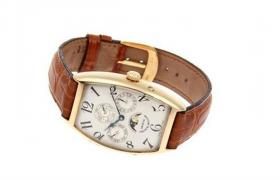 法穆蘭手表進(jìn)灰了解決辦法集錦