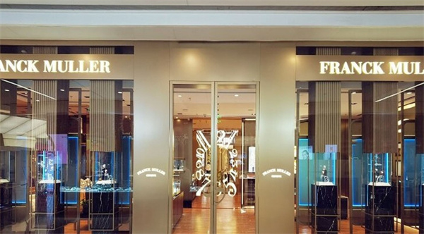 法穆蘭手表進(jìn)灰了怎么處理（圖）