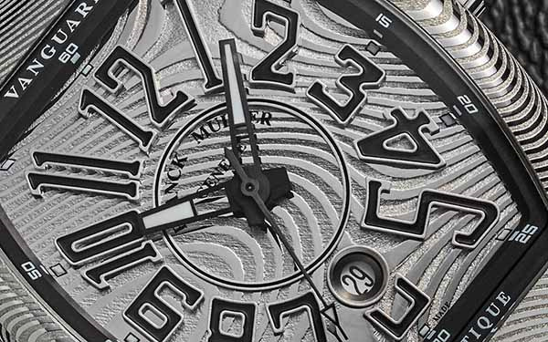 法穆蘭腕表進(jìn)水了解決技巧集錦（日常保養(yǎng)與緊急處理方法）（圖）