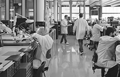 檢修實(shí)驗(yàn)室-法穆蘭維修服務(wù)中心 檢修實(shí)驗(yàn)室-法穆蘭維修服務(wù)中心