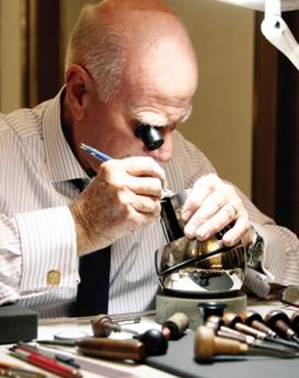 阿曼西奧·布林-法穆蘭維修服務(wù)中心制表師