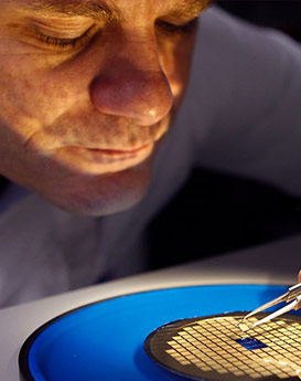 杰登·奧斯卡里昂-深圳法穆蘭維修服務(wù)中心制表師