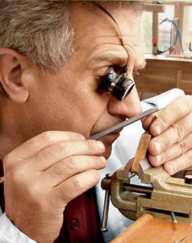 托馬斯·賈尼尼-成都法穆蘭維修服務(wù)中心制表師