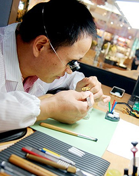 本杰明·托馬斯-北京法穆蘭維修服務(wù)中心制表師